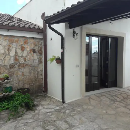 Villetta Santa Maria Al Bagno 圣玛丽亚巴格诺